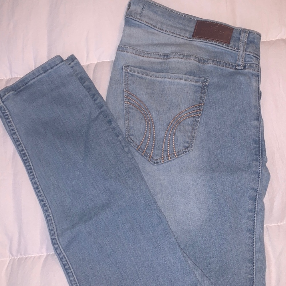 Hollister jeans